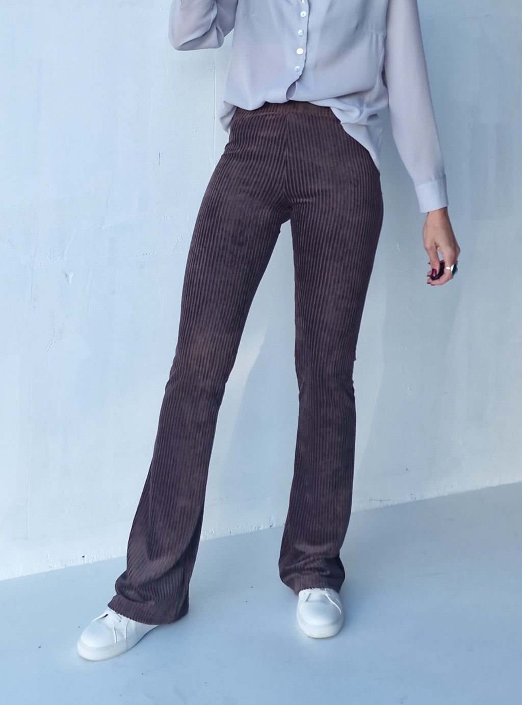 Ausgestellt | gerippt violett | LANG