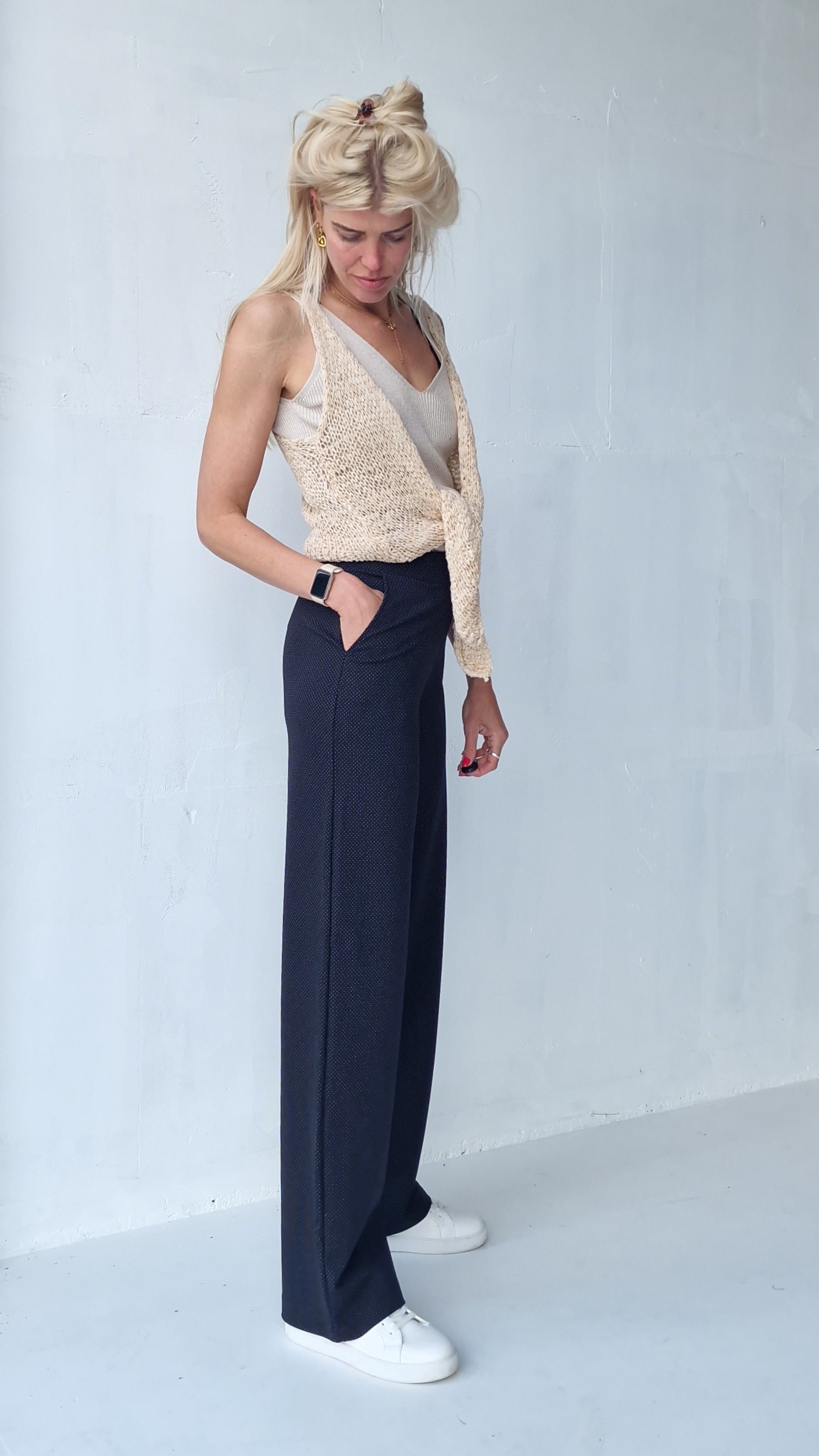 Extra lange Wide-Leg | Schwarze Punkte | Hoch | Größe 34 & 36