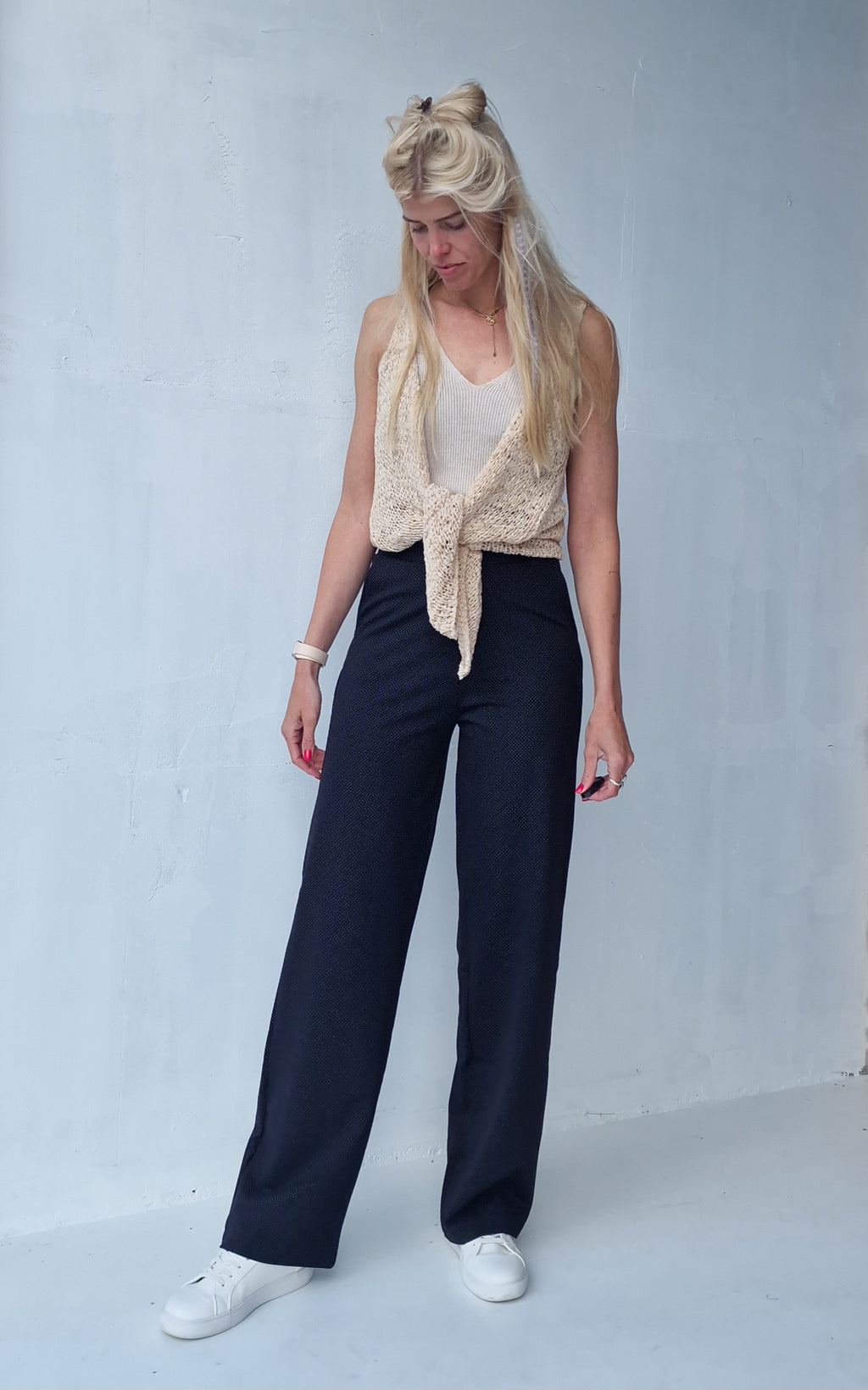 Extra lange Wide-Leg | Schwarze Punkte | Hoch | Größe 34 & 36