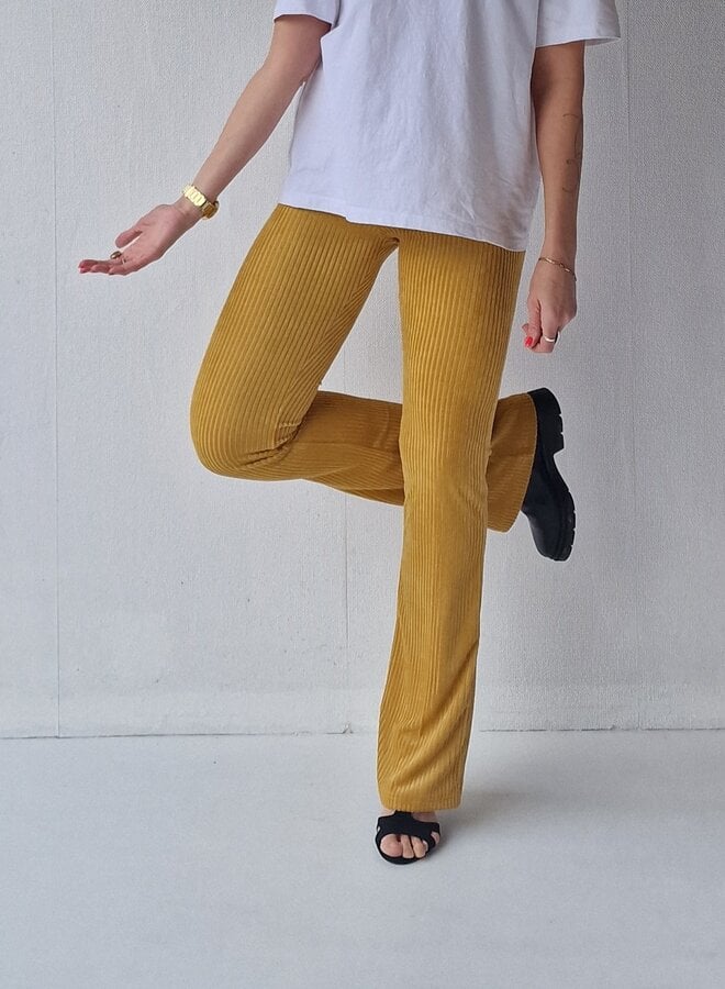 Extra lange, ausgestellte Leggings | gerippt, ockerfarben | für große Größen | Längen 34 und 36