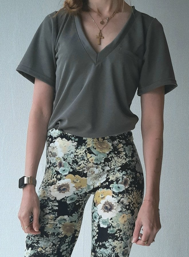 V-Ausschnitt-Shirt Charlie | olijfgroen