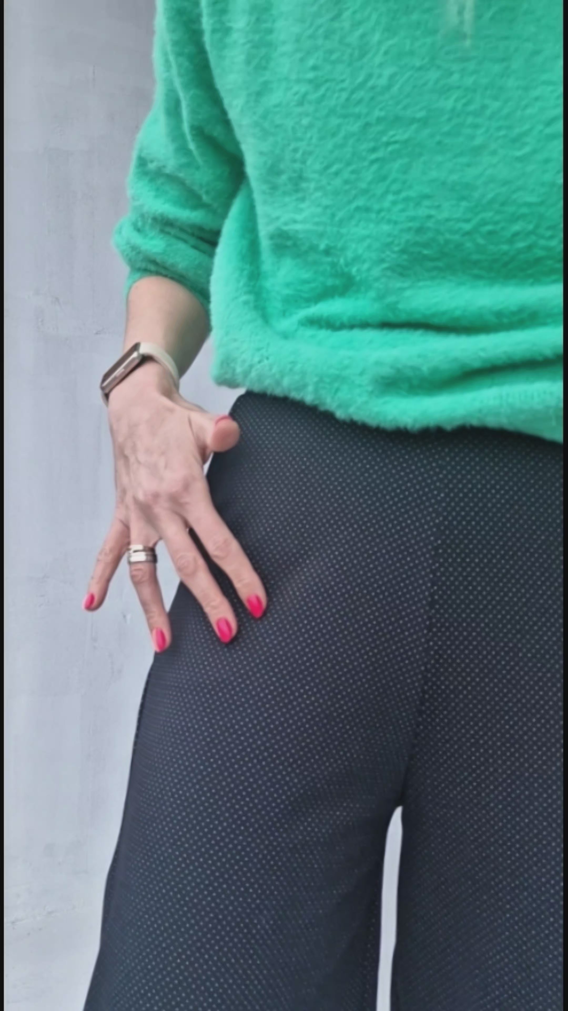 Extra lange Wide-Leg | Schwarze Punkte | Hoch | Größe 34 & 36