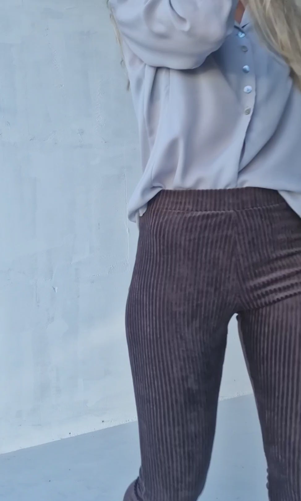 Ausgestellt | gerippt violett | LANG